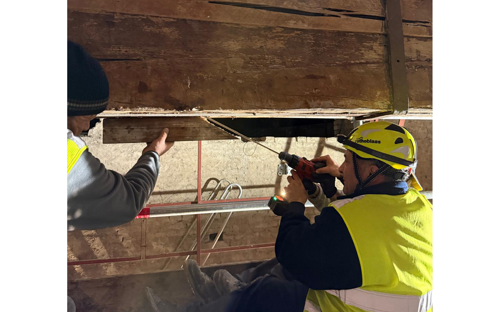 Structural reinforcement work on historic timber trusses at Teatro Farnese, Palazzo della Pilotta, Parma — using Rothoblaas VGS full-thread structural screws.