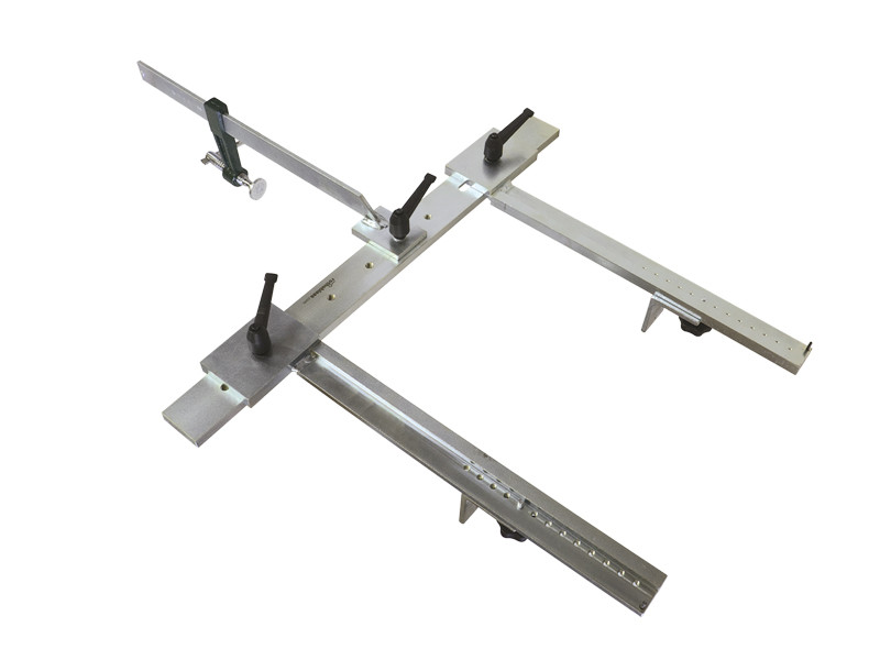 JIG-ROUTER-FÜR-SATTELAUSFRÄSUNGEN