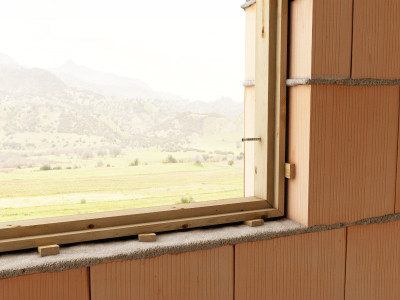 anwendung-gewindeschneidende-zylinderkopfschraube-für-mauerwerk-mbs-mbz